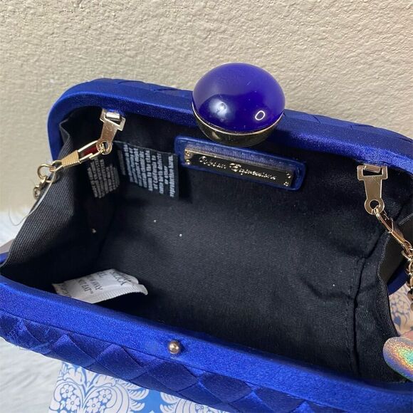 Urban Expressions Blue Woven Clutch Handbag with Gold Chain Strap - Picture 7 of 14